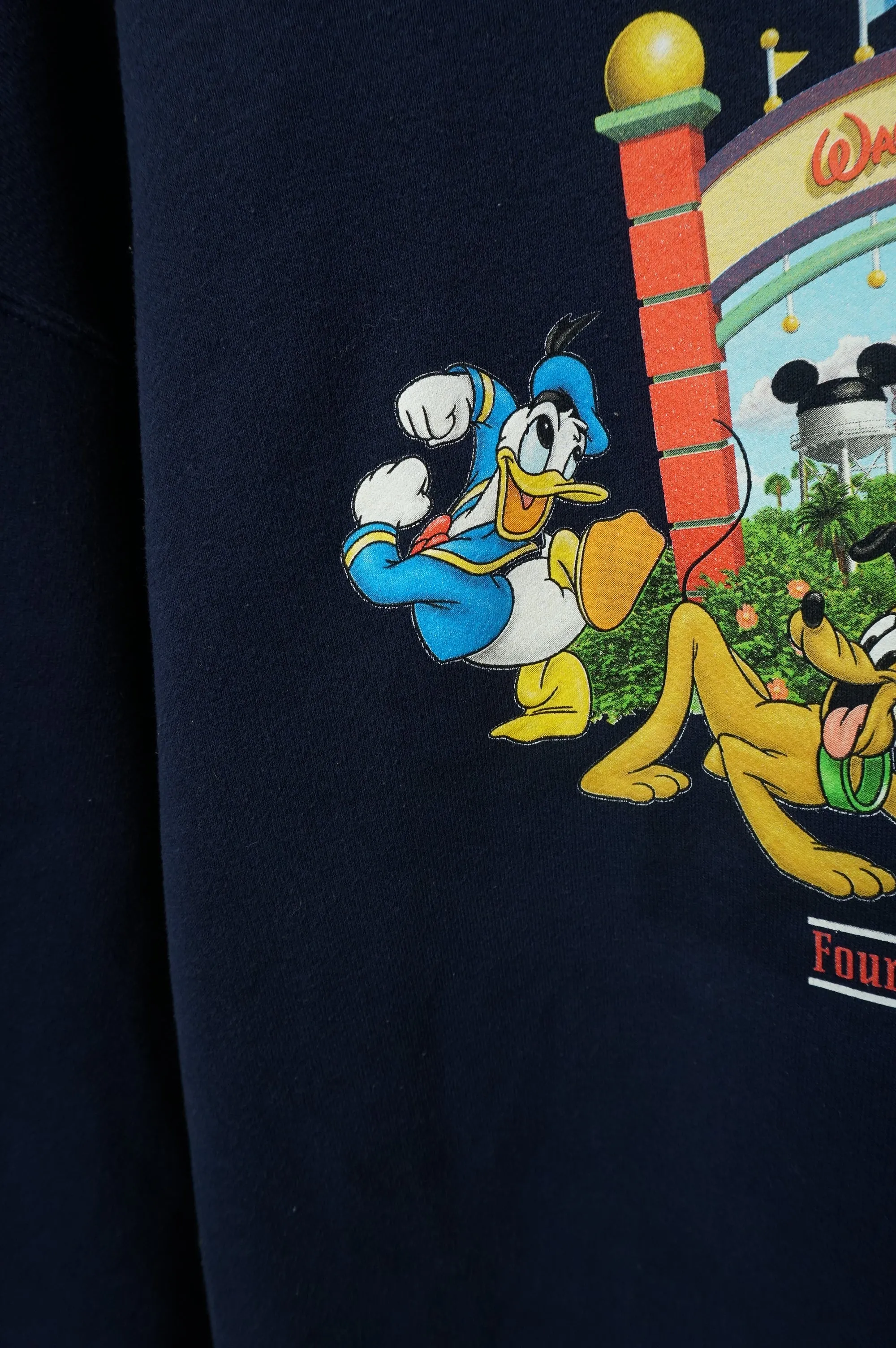 (3XL) Vtg Disney World 4 Parks 1 World Crewneck